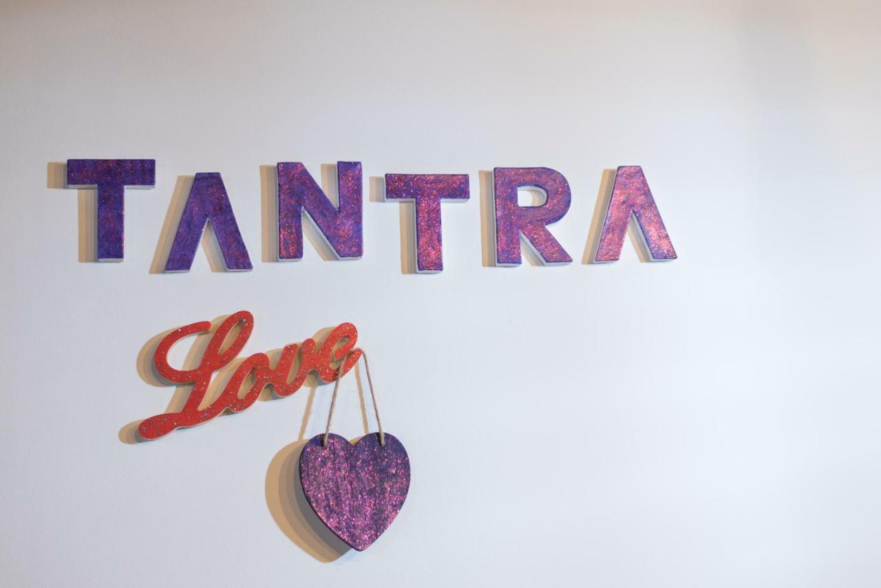 Tantra Love Lancharejo Luaran gambar